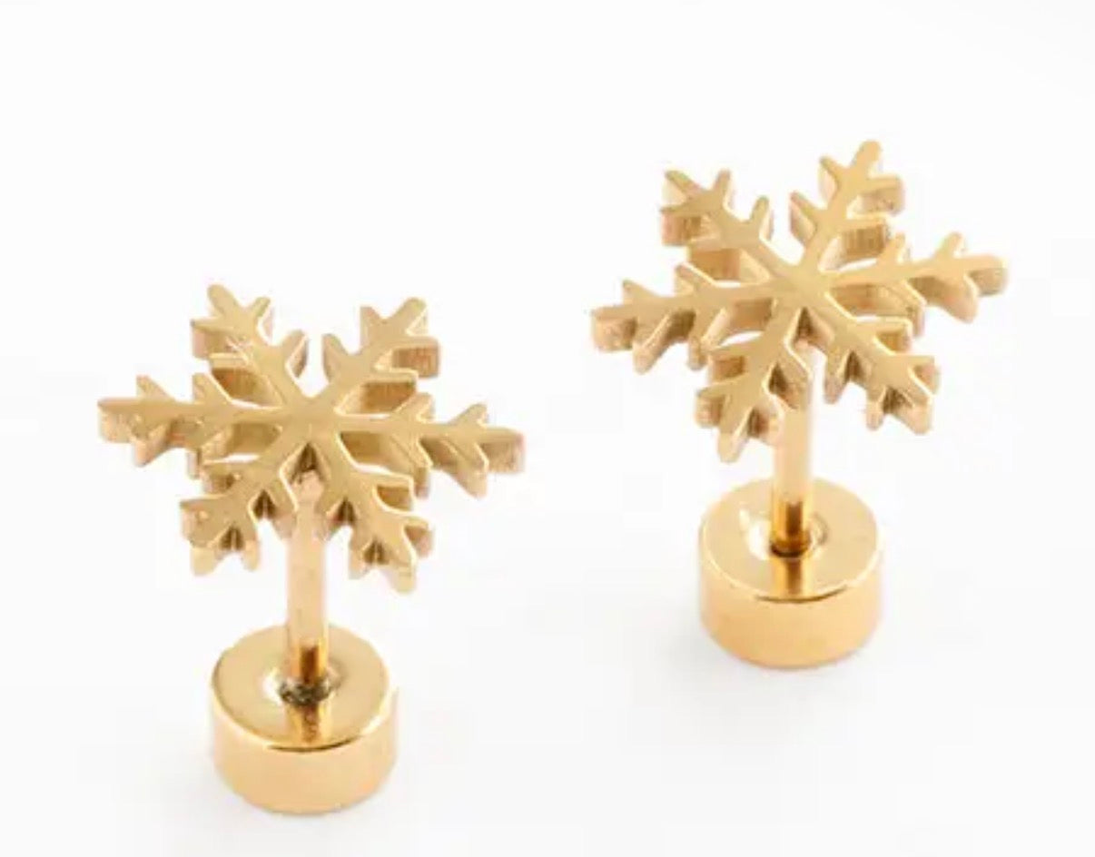 Snowflake stud earrings