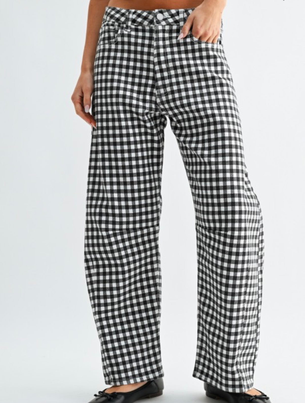 Black gingham barrel jean