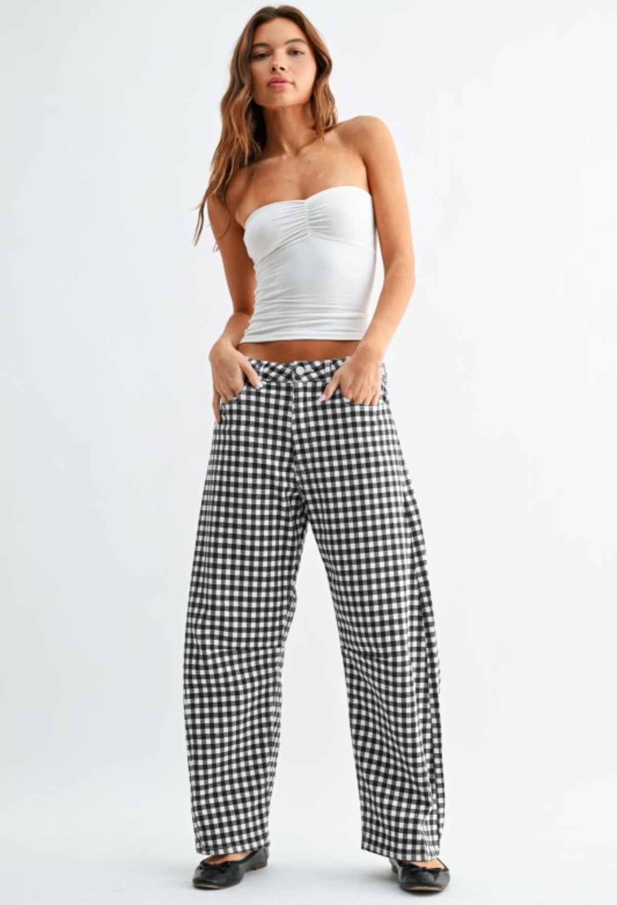 Black gingham barrel jean